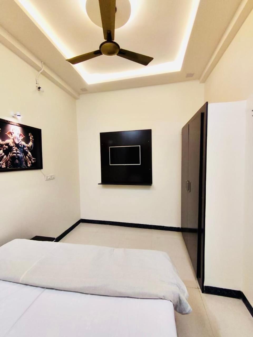 Ap Suite - By Ap Villa'S And Resort'S Уджайн Екстериор снимка